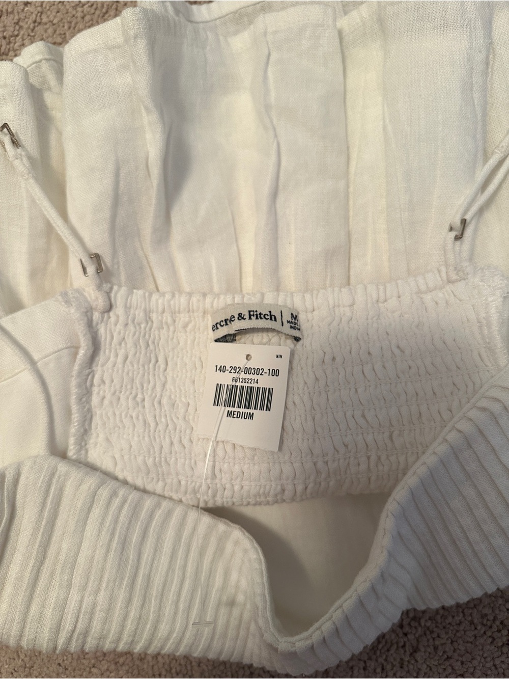 Abercrombie & Fitch White Pintuck Peplum Camisole - Picture 3 of 3